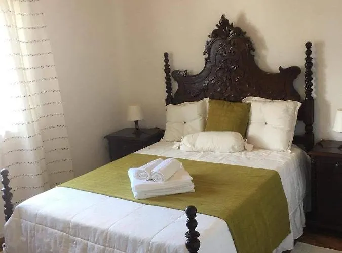 Casa Do Avo Silva * 圣克鲁什达什弗洛里什